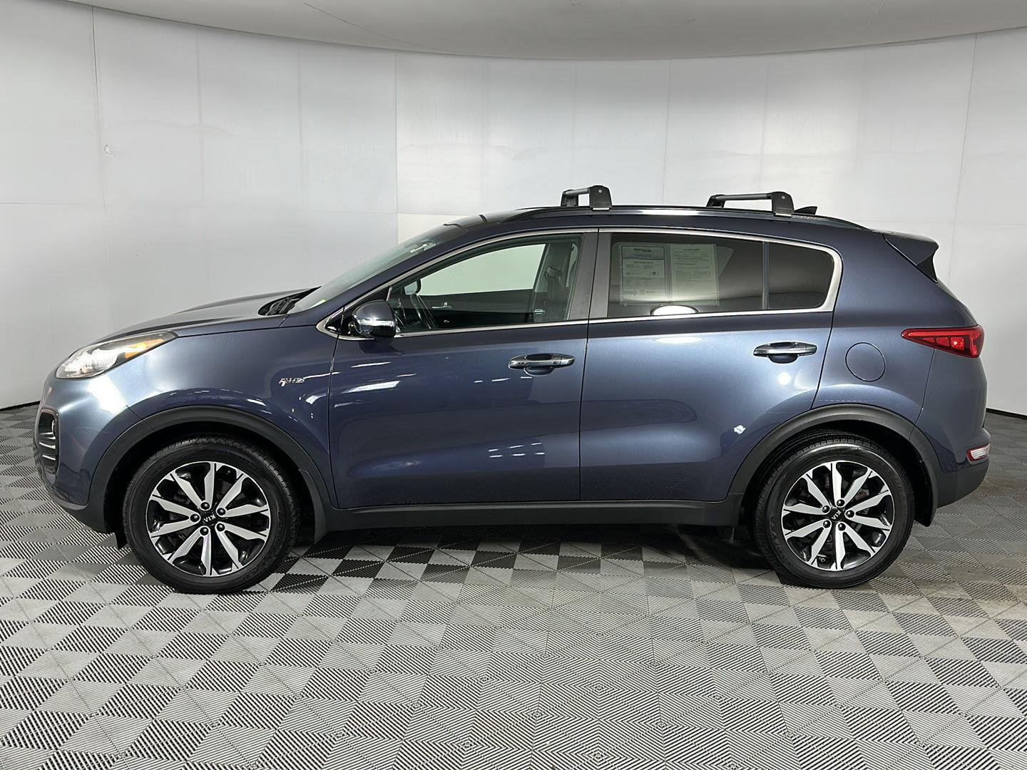 Used 2019 Pacific Blue Kia EX image 17