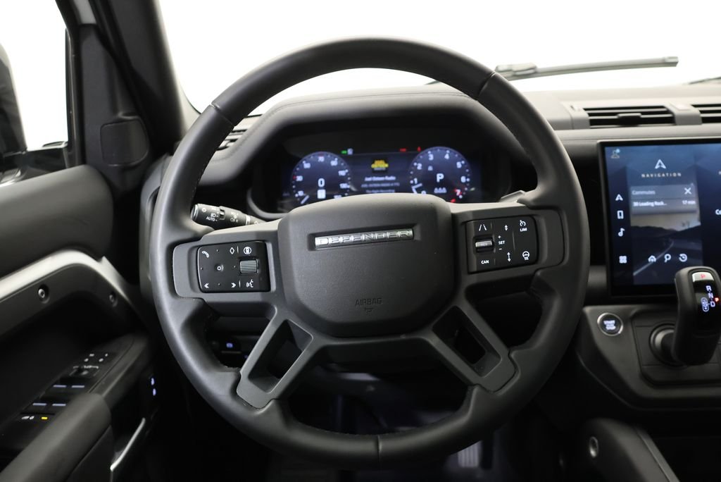 Used 2026 Fuji White Land Rover S image 17