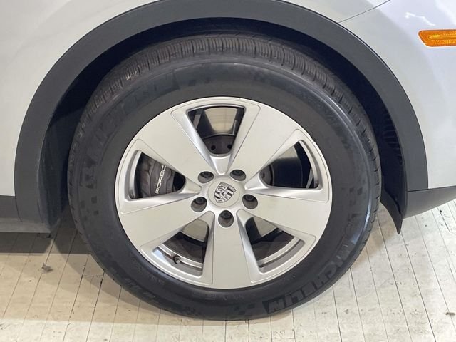 Used 2022 Silver Porsche  image 14