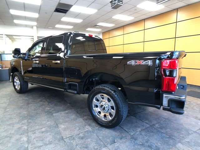 New 2026 Agate Black Metallic Ford F-250® Lariat® image 5