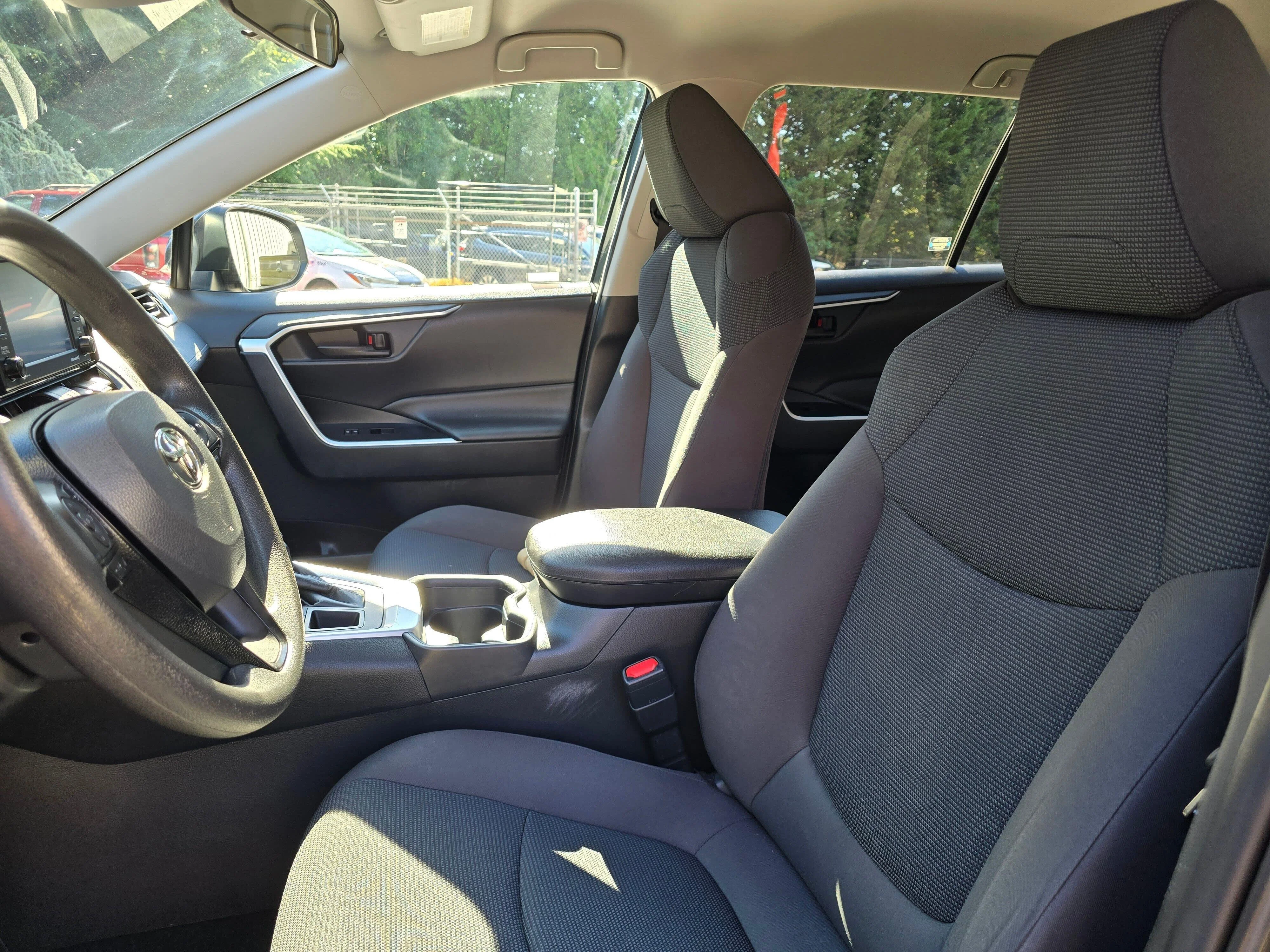 Used 2020 Magnetic Gray Metallic Toyota LE image 12