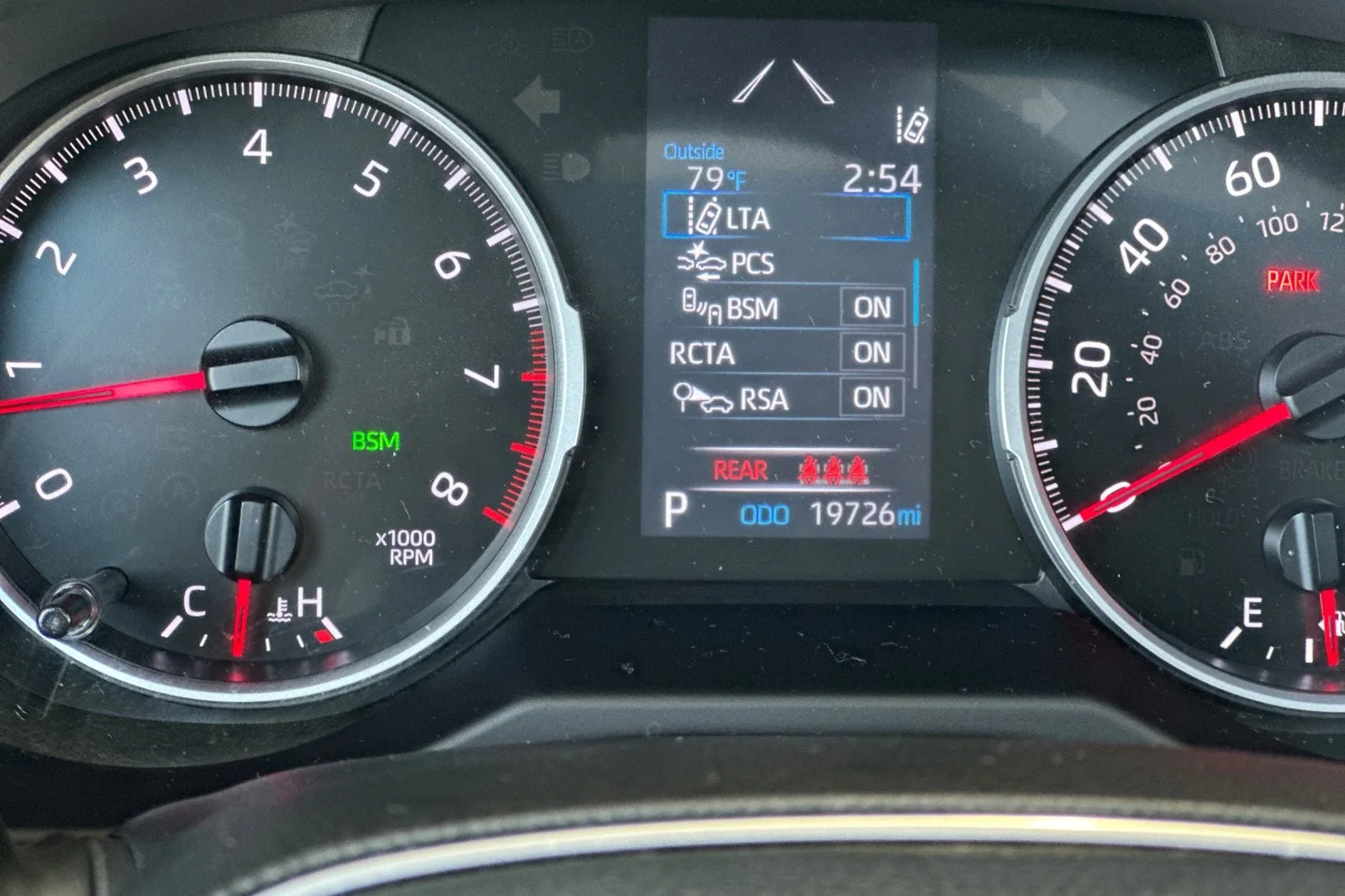 Certified Used 2022 MAGNETIC GRAY Toyota XLE Premium image 24