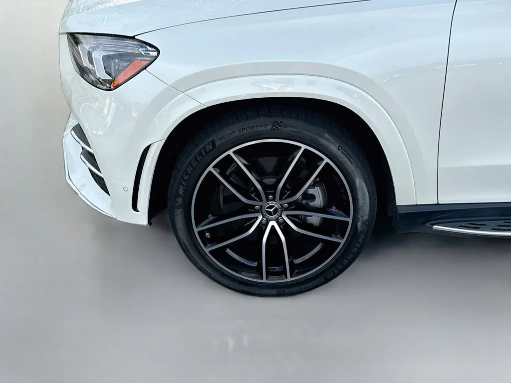 Used 2023  Mercedes-Benz GLE 580 image 38