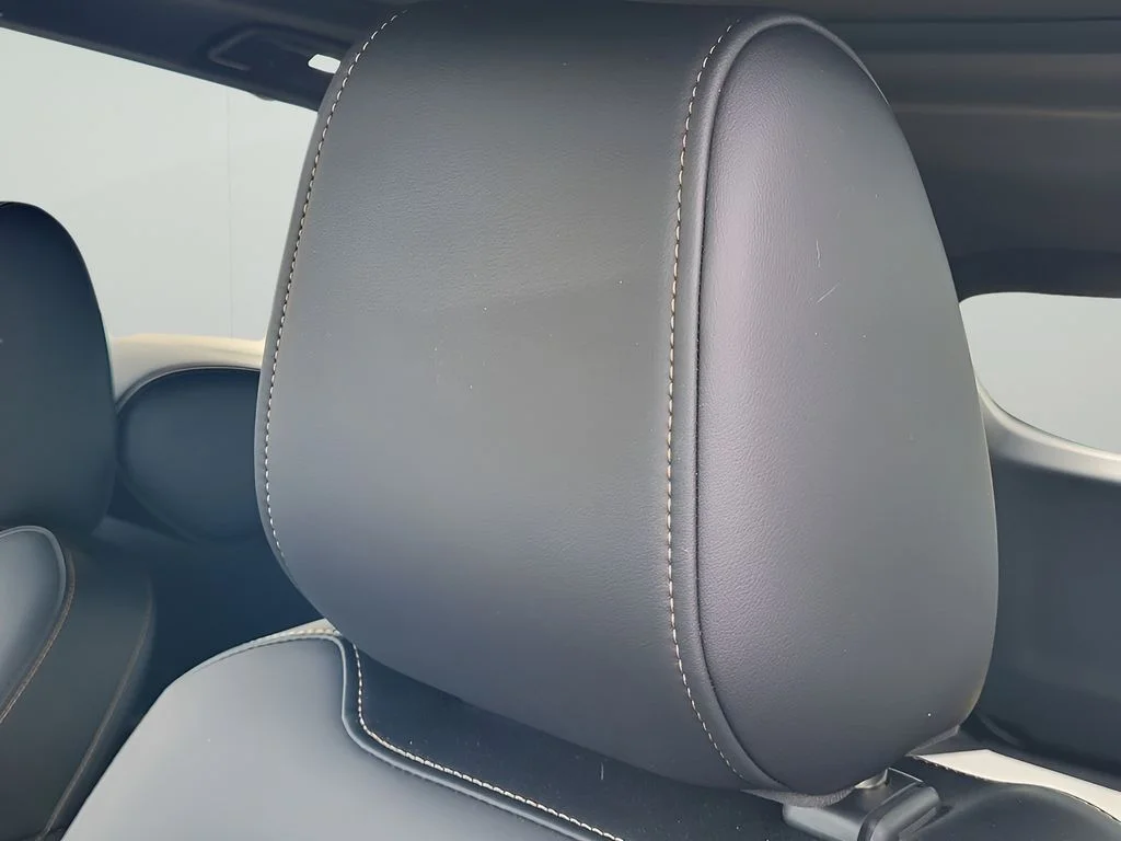 Used 2025 Rhodium White Premium Mazda Premium Plus Package image 12