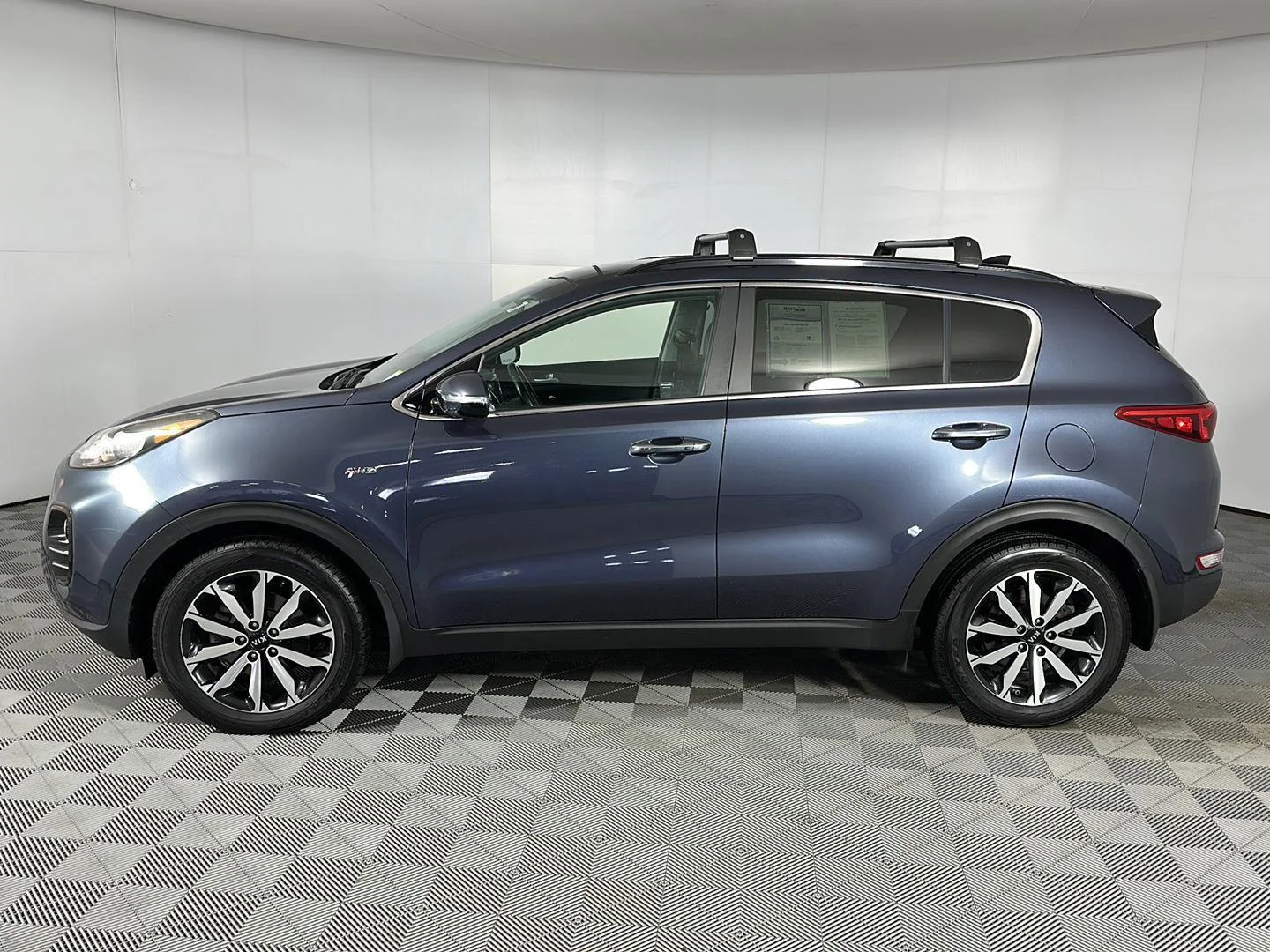 Used 2019 Pacific Blue Kia EX image 17