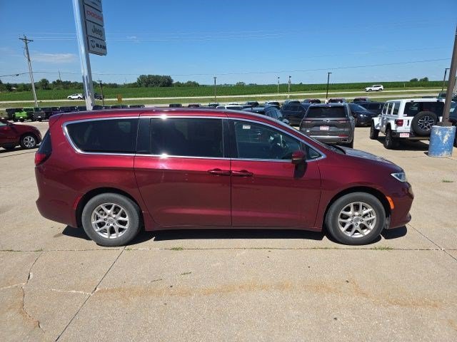 Certified Used 2023 Velvet Red Pearlcoat Chrysler Touring L image 8