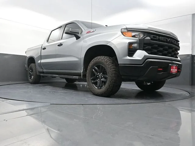 Used 2025 Gray Chevrolet Custom Trail Boss image 31