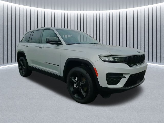 New 2025 Jeep Grand Cherokee Altitude X Sport Utility in