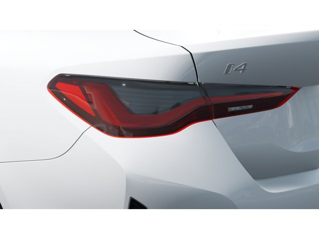 New 2026 Alpine White BMW i4 image 8