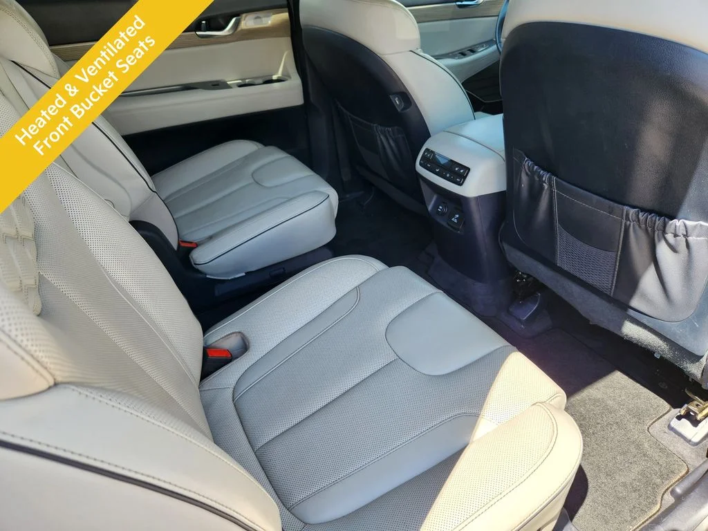 Used 2021 White Hyundai Limited image 21