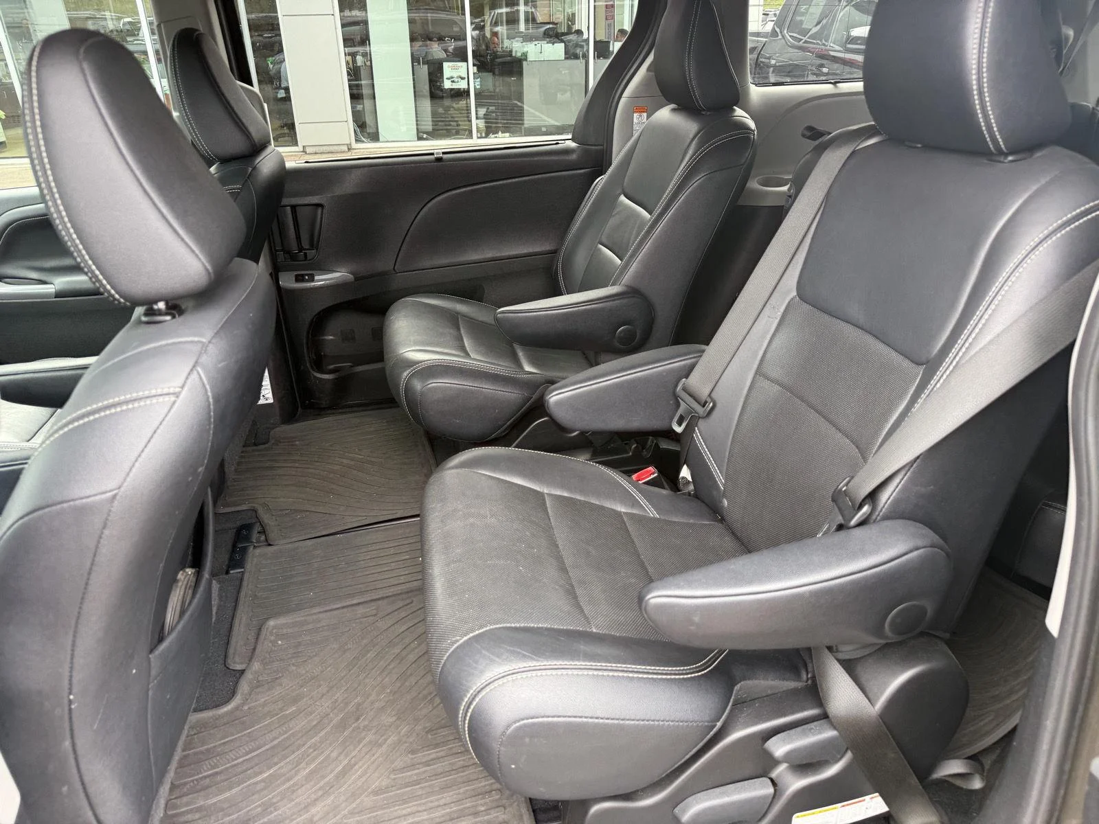 Used 2015 Predawn Gray Mica Toyota SE image 14