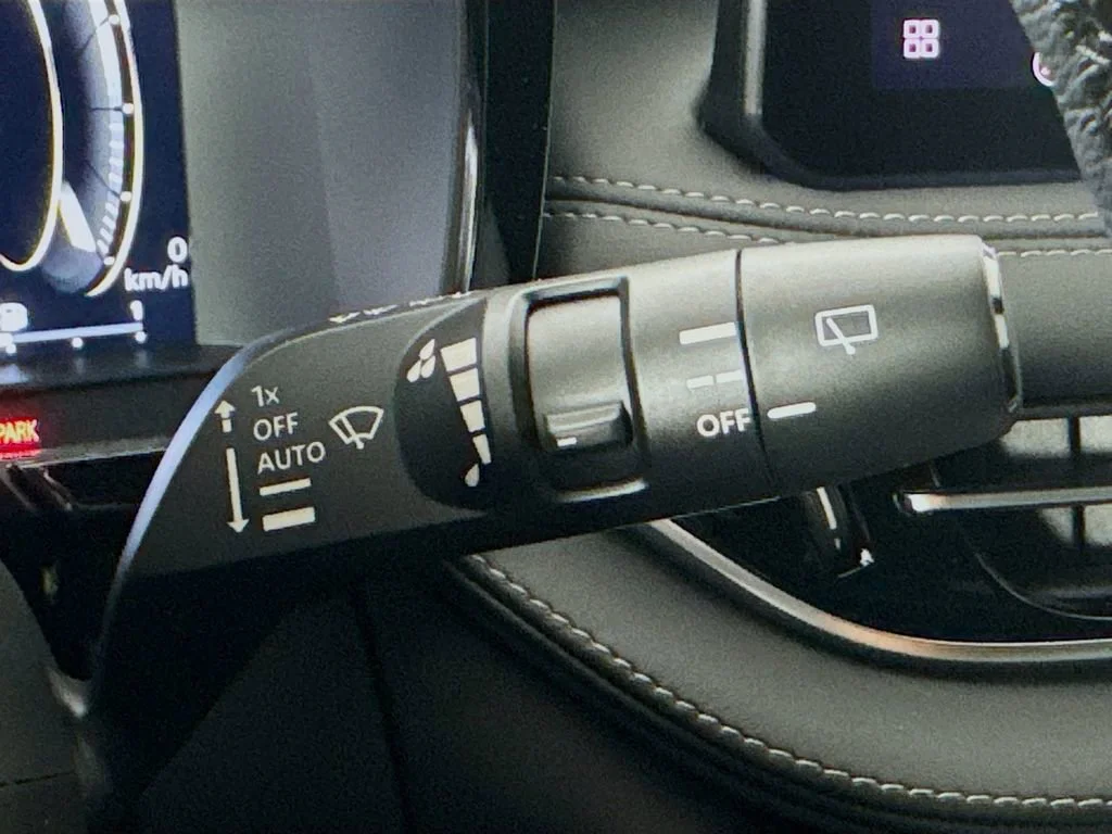 New 2027 Gray INFINITI SPORT image 13