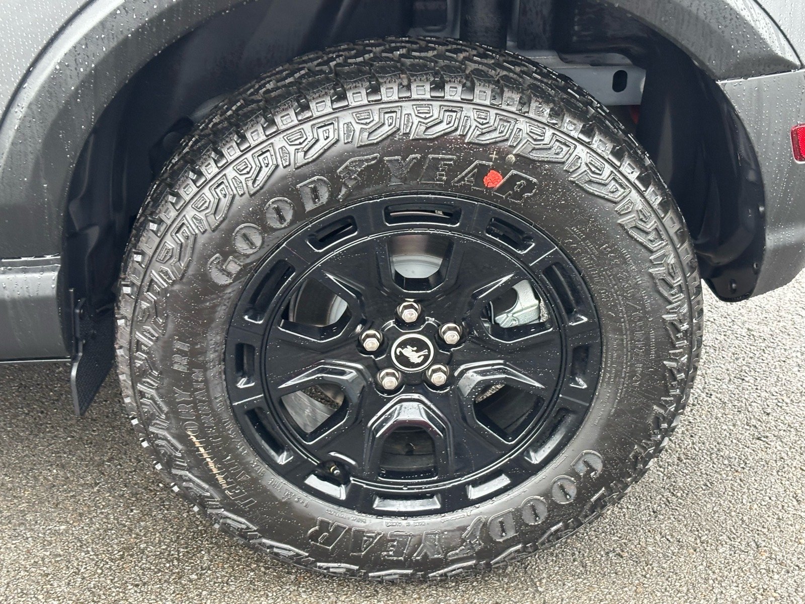 New 2025 Carbonized Gray Metallic Ford Outer Banks® image 6