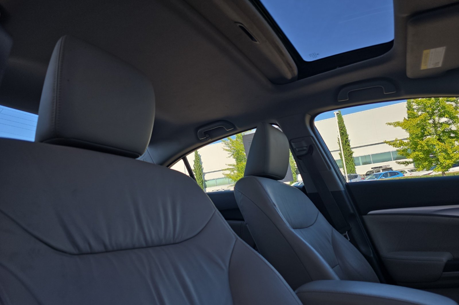 Used 2015 Gray Honda EX-L image 15