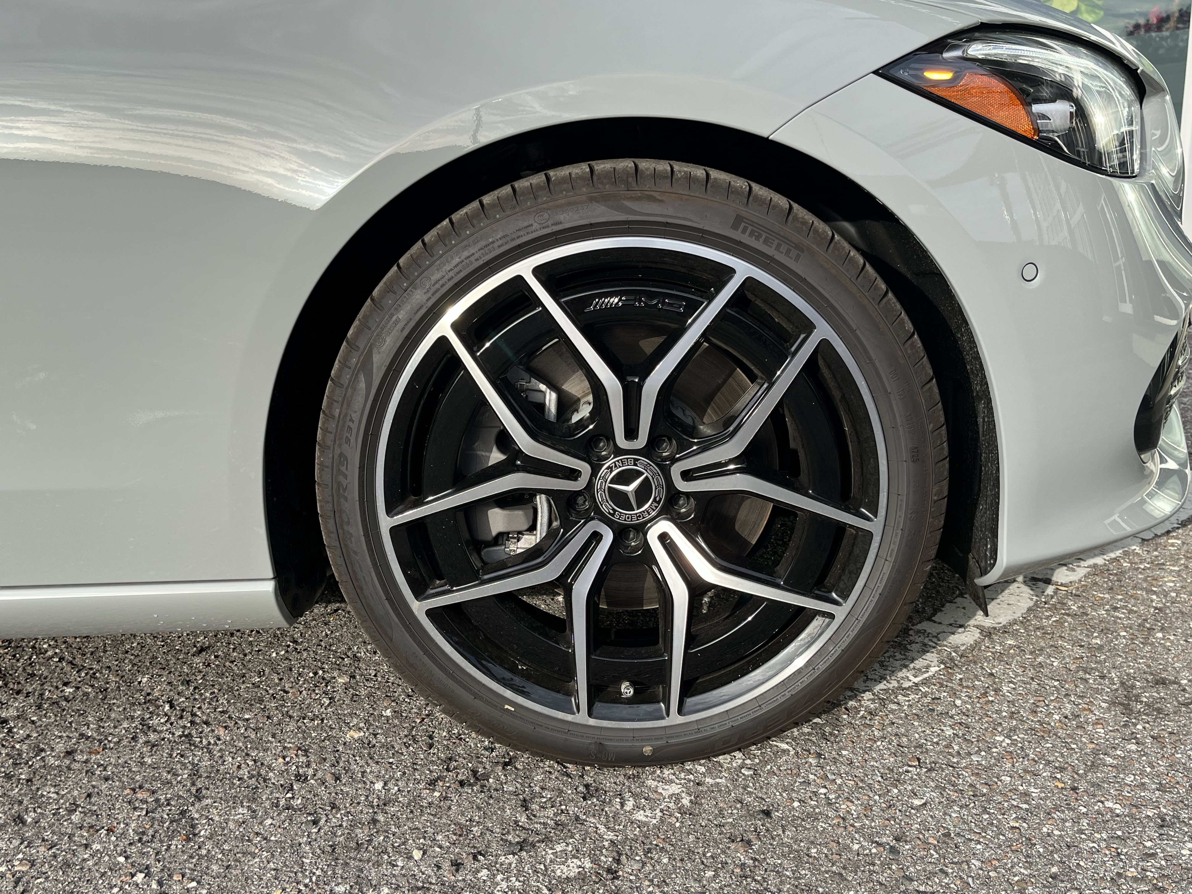 New 2026 MANUFAKTUR Alpine Grey Mercedes-Benz C 300 image 11