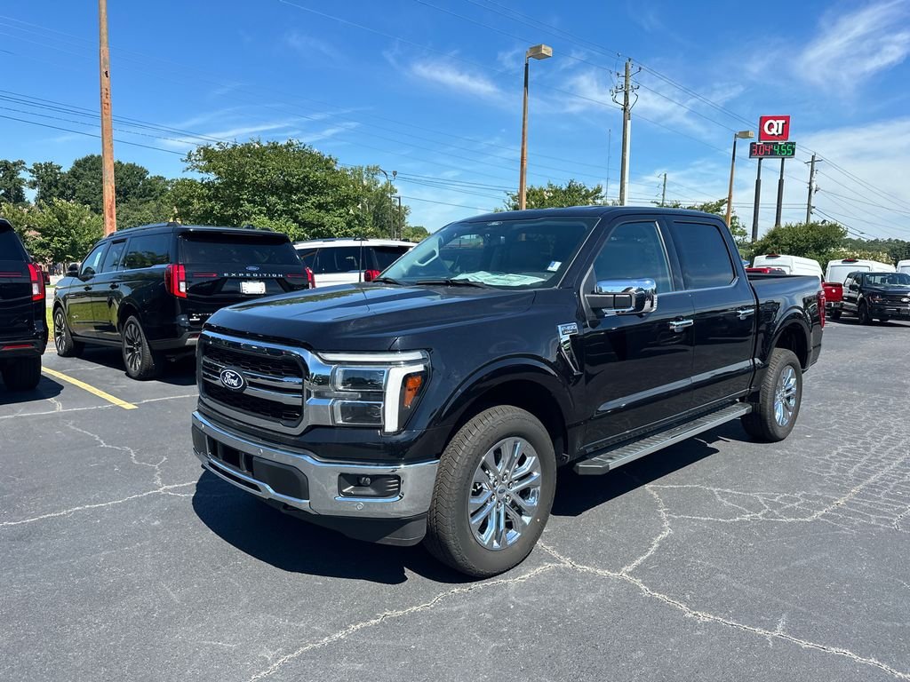 New 2025 Black Ford Lariat image 3