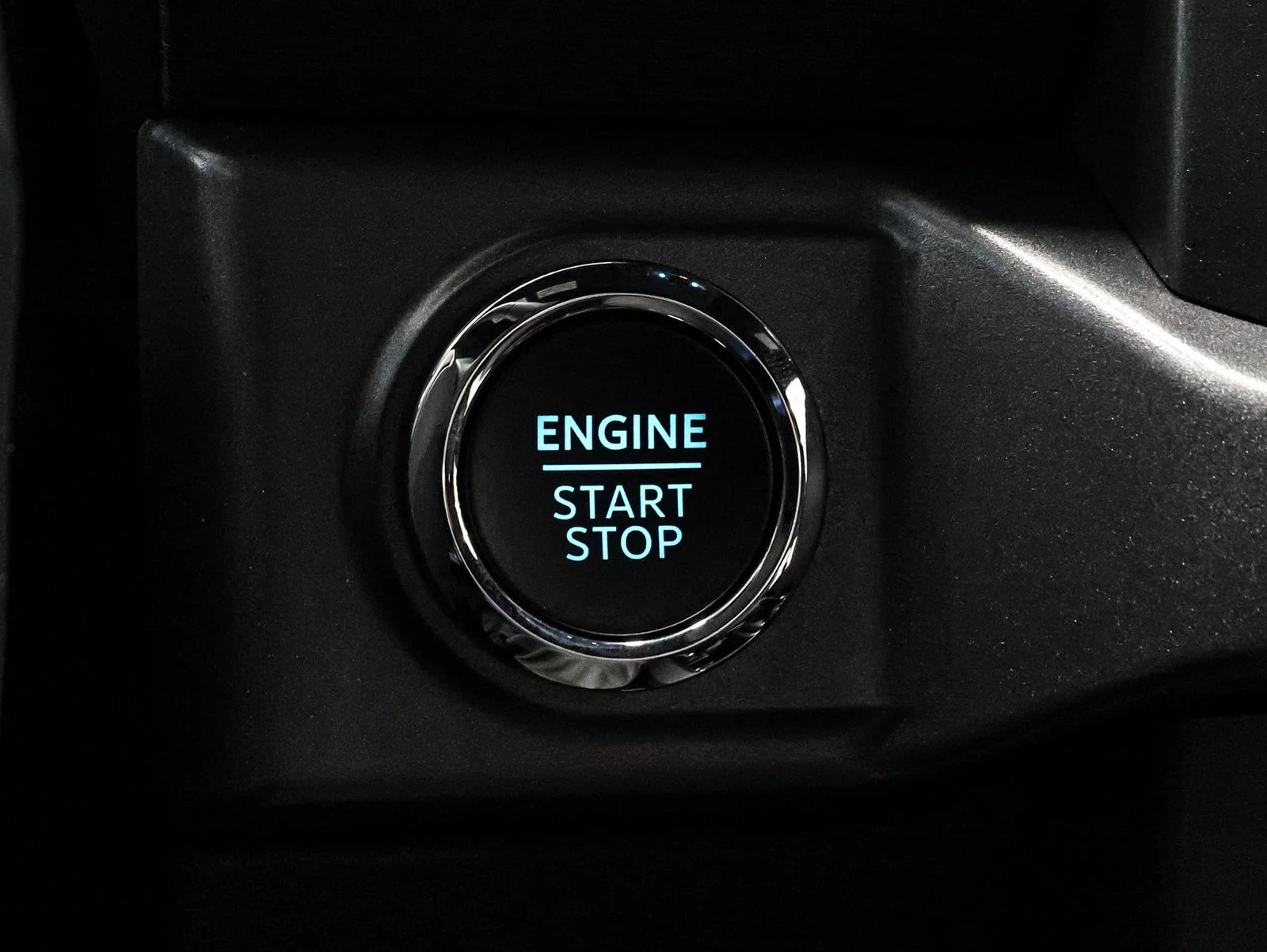 New 2026 Avalanche Ford XLT image 38