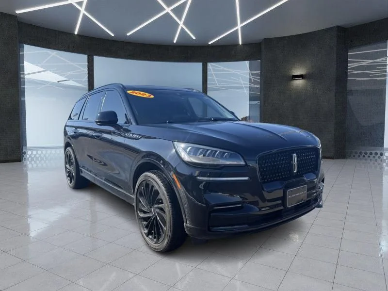 2023 Lincoln Aviator Reserve AWD's photo