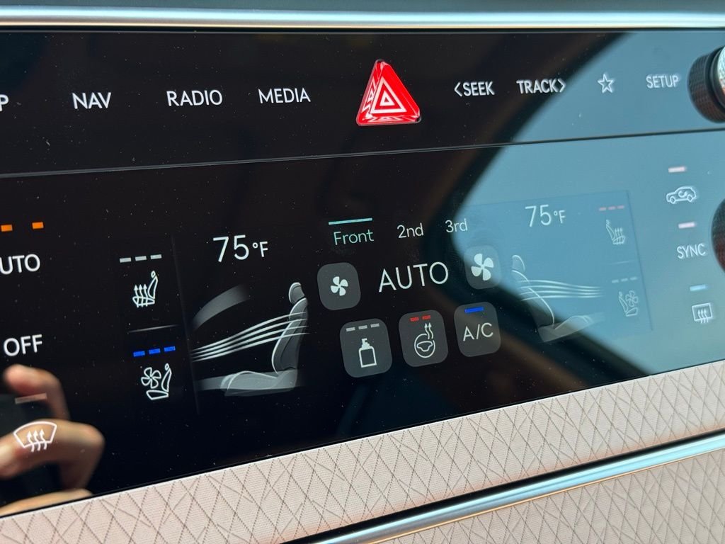 2026 GENESIS GV80 Advanced - Photo 39