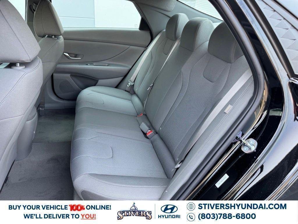 New 2026 Black Hyundai SE image 20