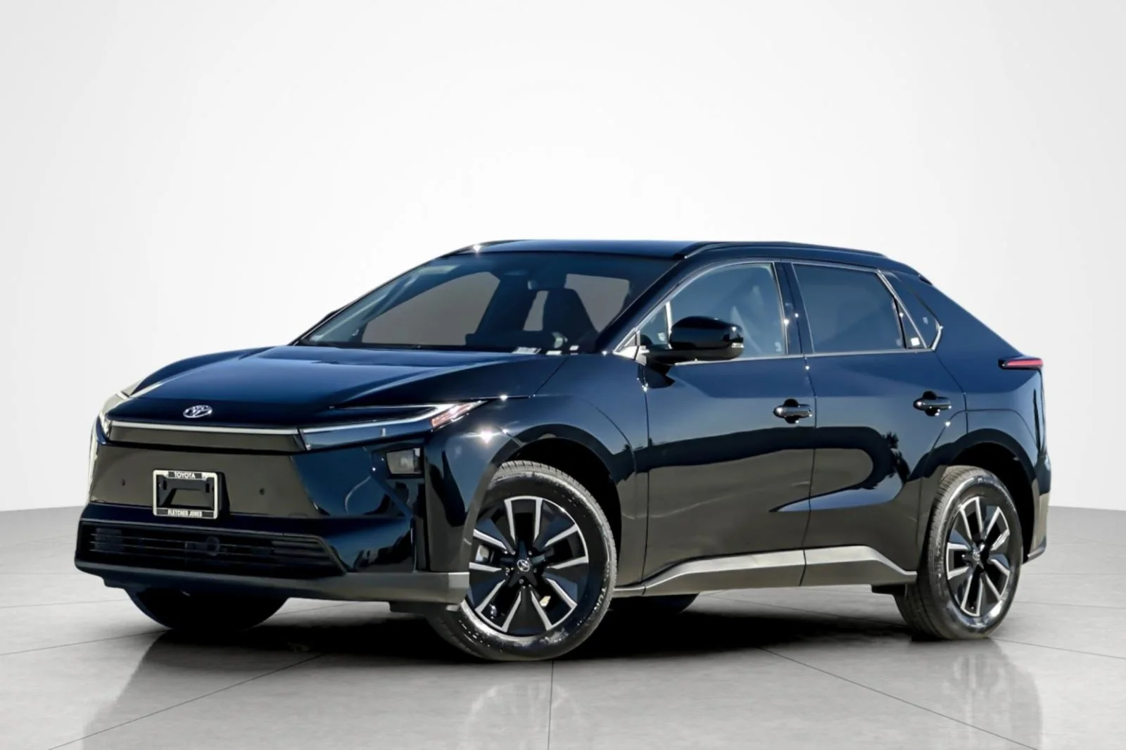 Certified Used 2026 BLACK METALLIC Toyota XLE Plus image 1