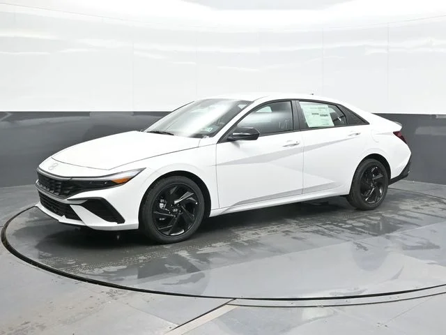 New 2026 White Hyundai SEL Sport image 5