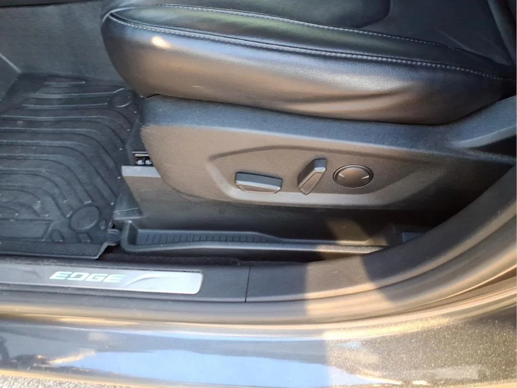 Used 2020 Gray Ford Titanium image 21