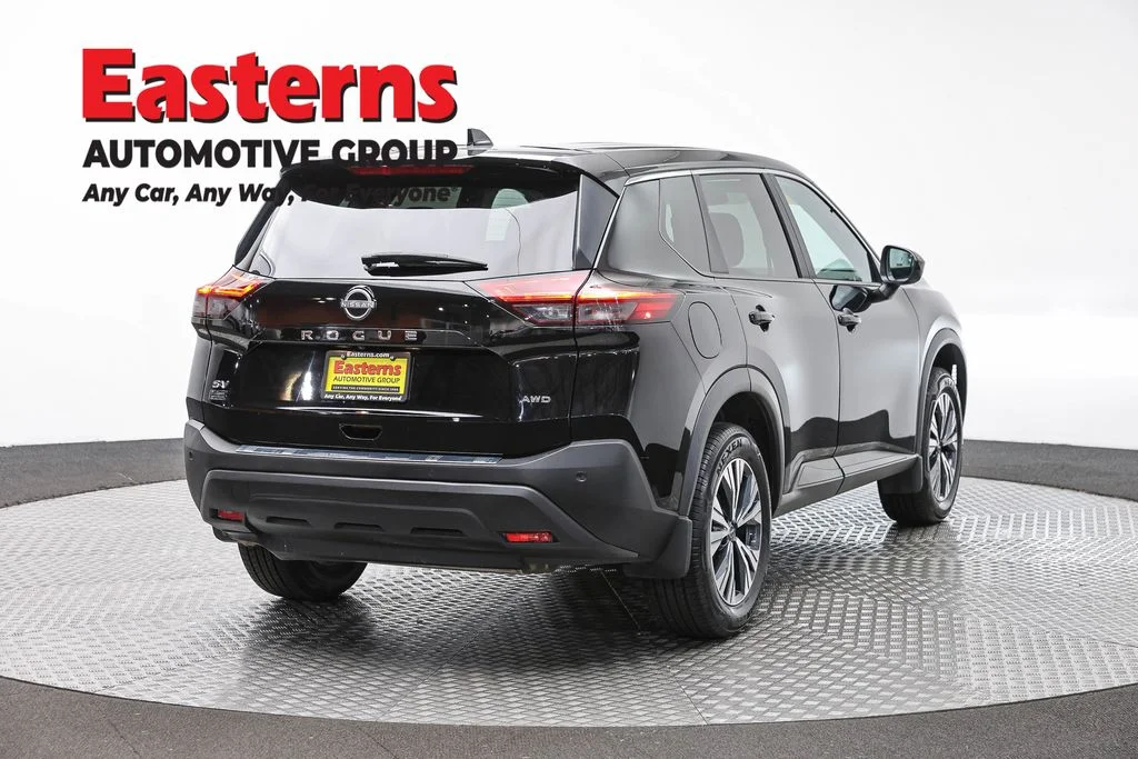 Used 2023 Black Nissan SV image 5