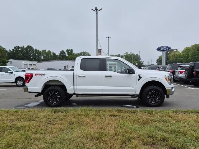 Used 2022 White Ford XLT image 14