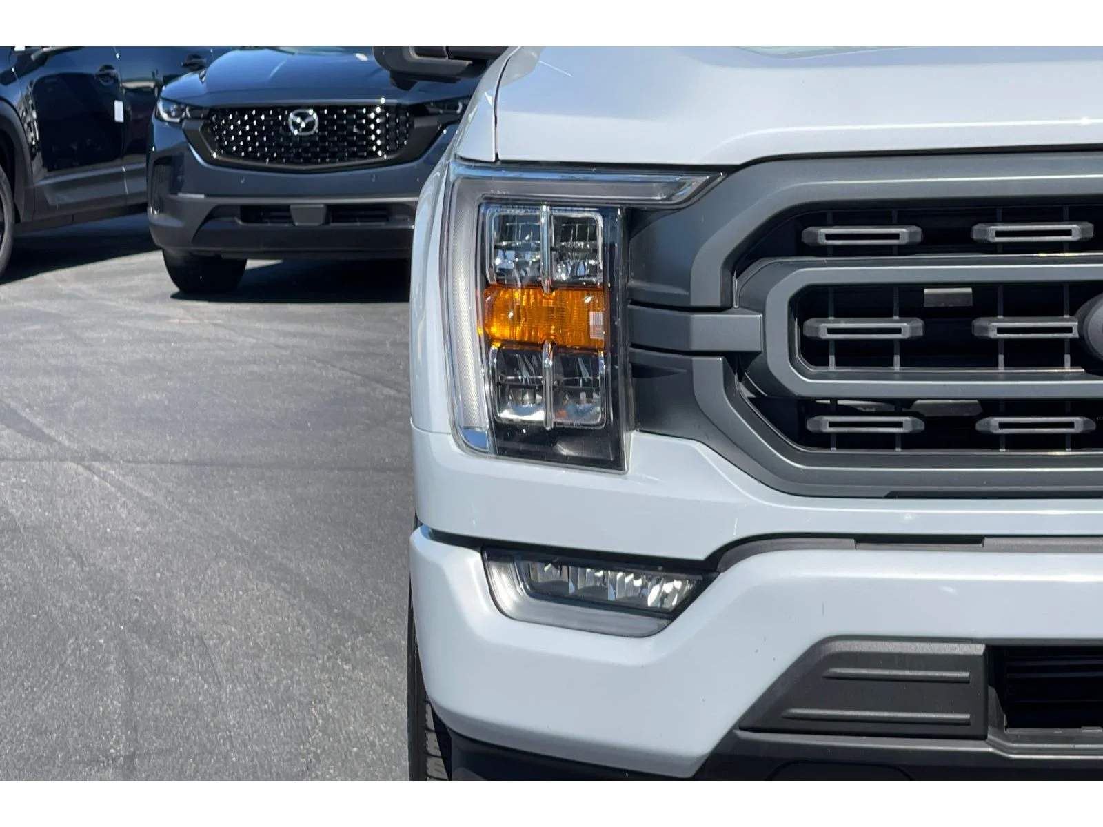 Used 2021 Space White Metallic Ford XLT image 44
