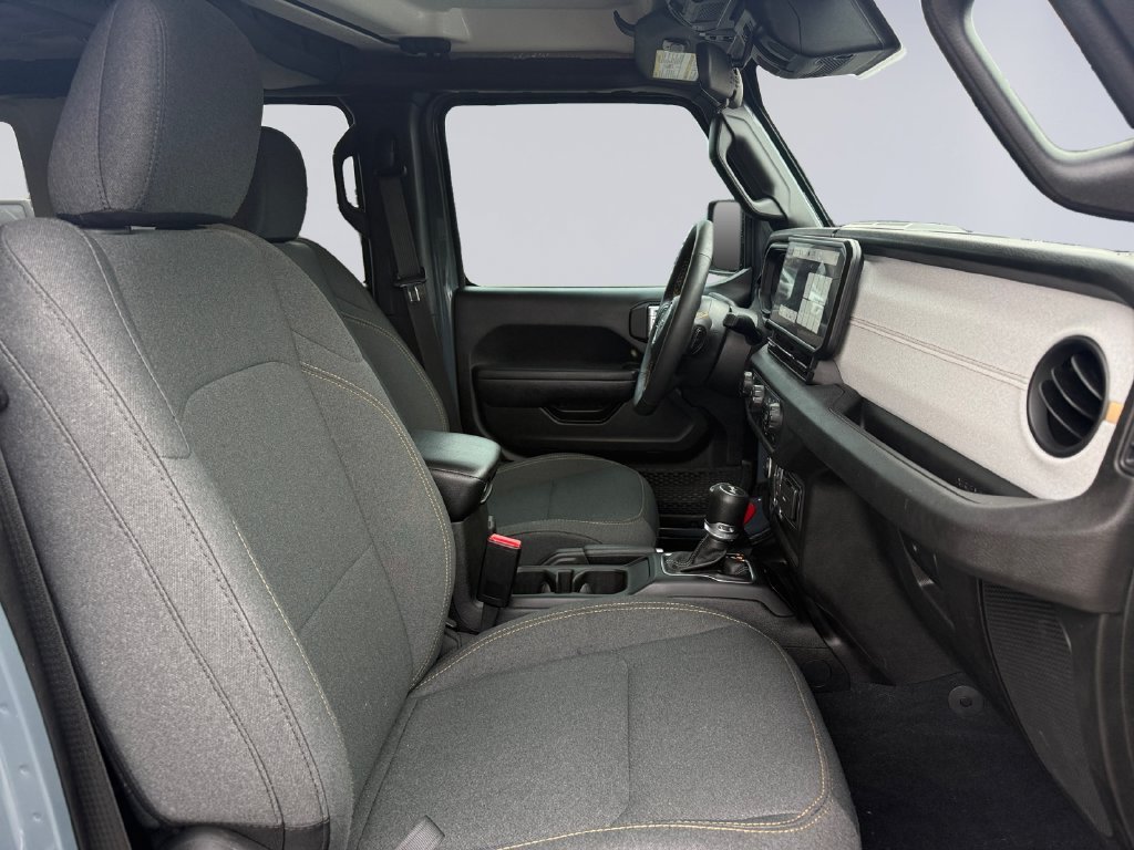 Used 2024 Gray Jeep Sport S 4xe image 18