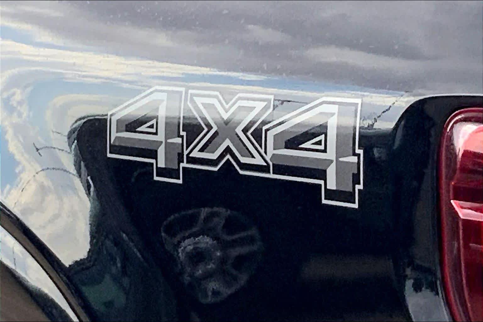 New 2026 Agate Black Metallic Ford Platinum® image 15