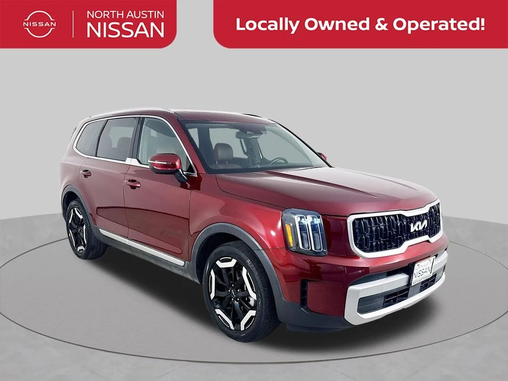 Used 2023 Red Kia EX image 1