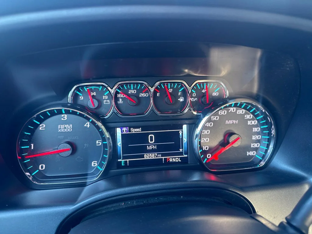 Certified Used 2018 White GMC SLT image 9