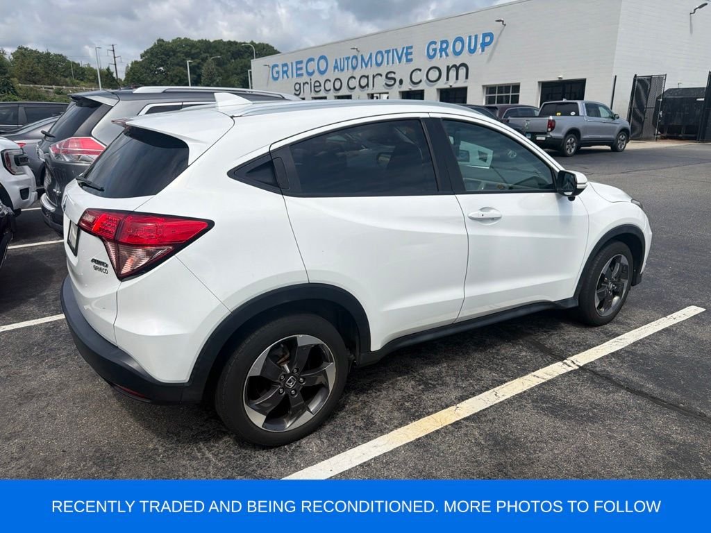 Used 2018 White Honda EX-L image 2