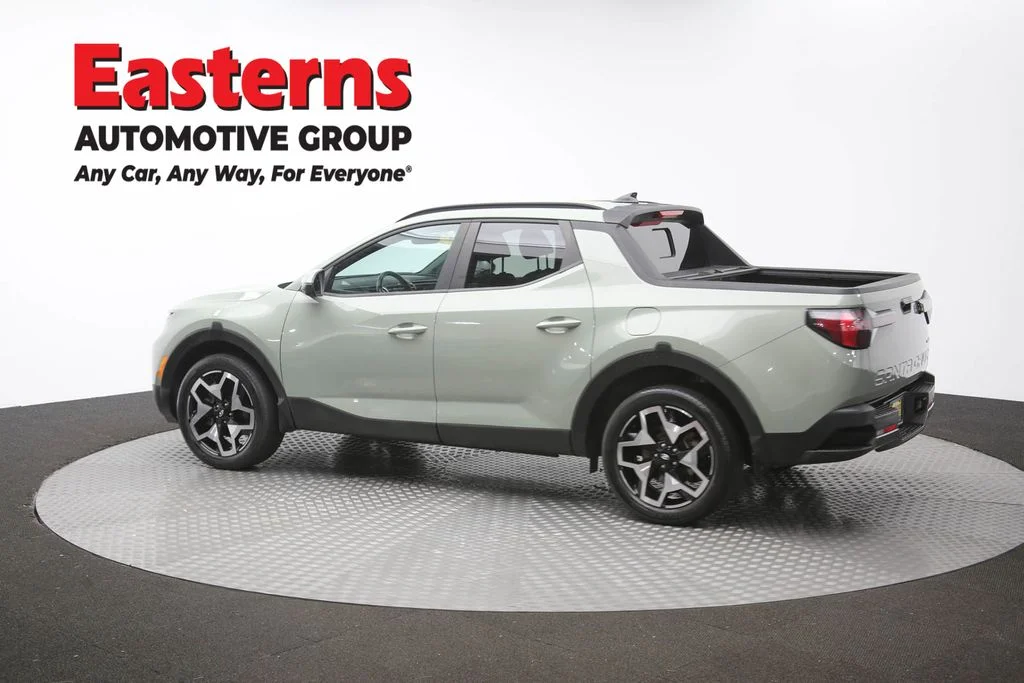 Used 2022 Green Hyundai Limited image 56