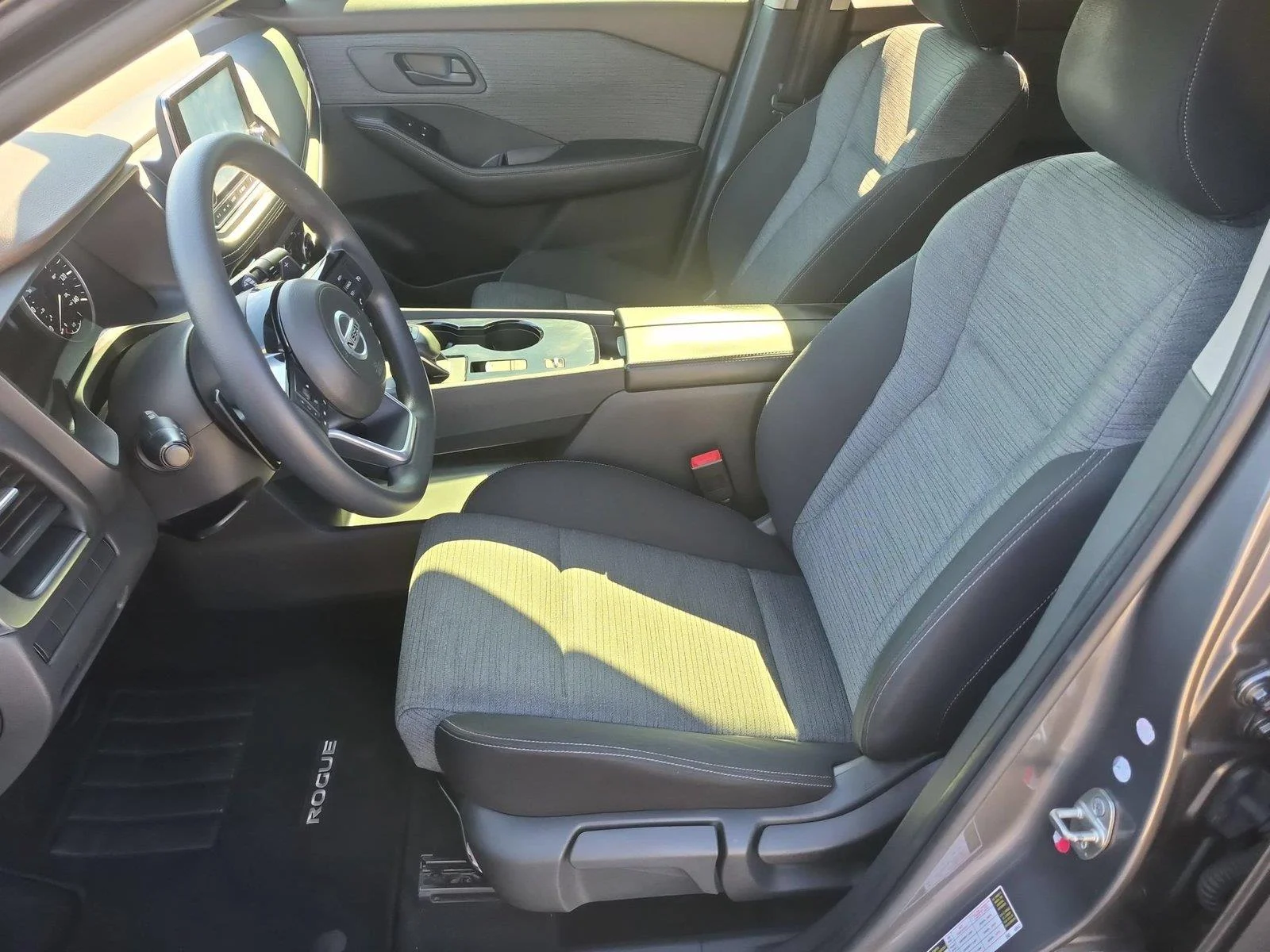 Used 2021 Gun Metallic Nissan S image 17