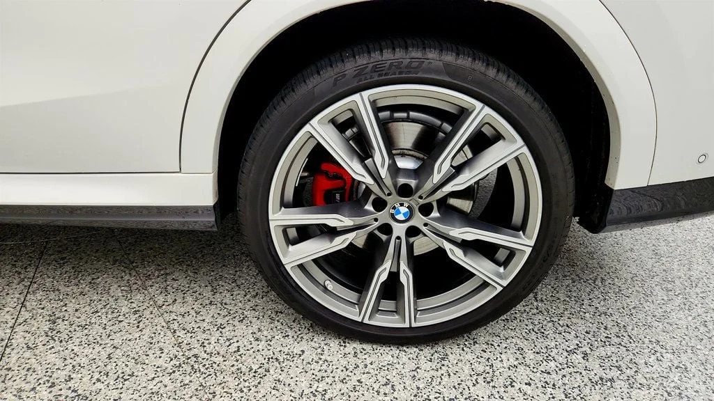 Used 2022 Alpine White BMW M50i SAC w/ Executive & Parking Assistance Pkgs + 22