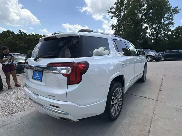 Used 2022 White GMC Denali image 6