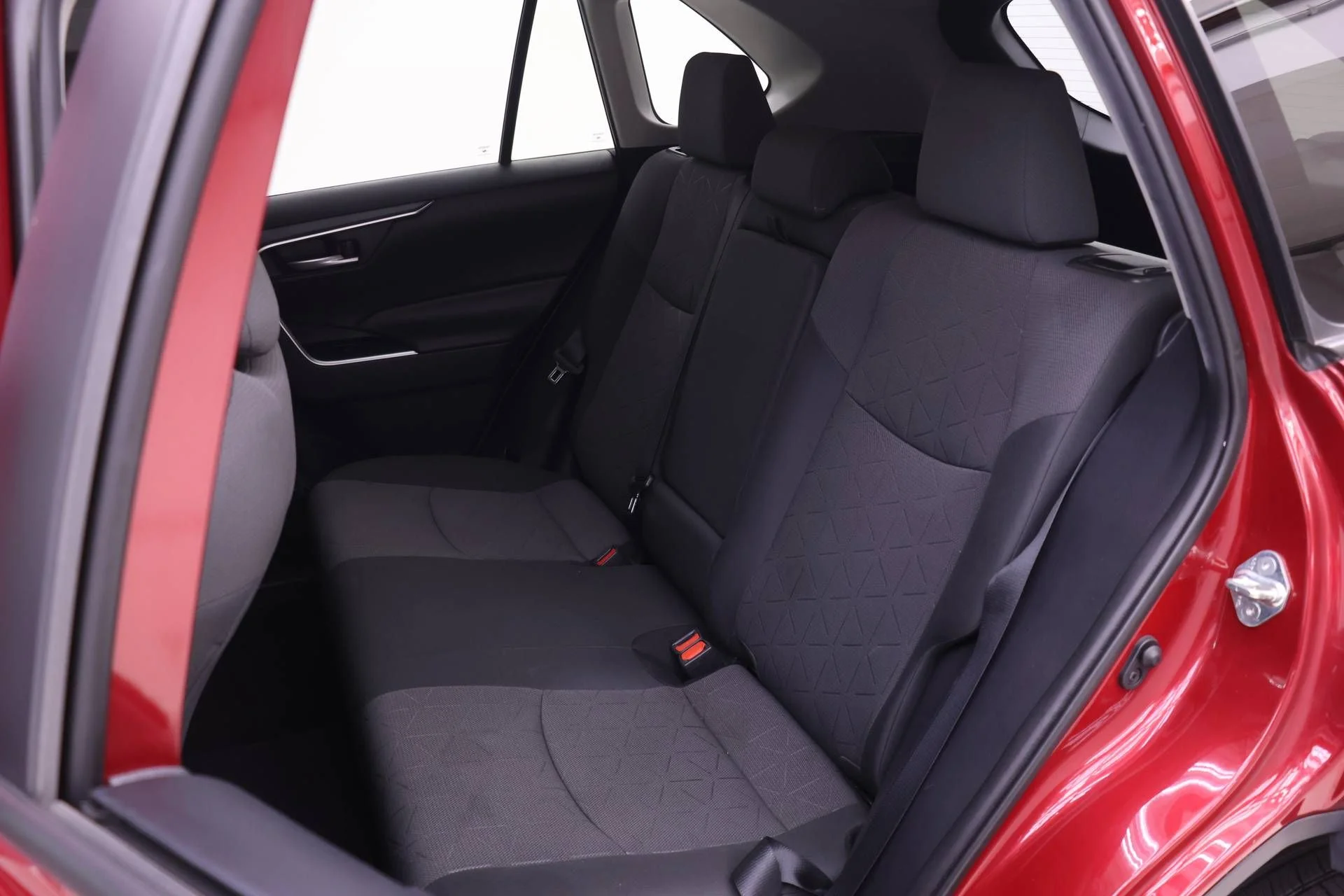 Used 2019 Ruby Flare Pearl Toyota XLE image 10