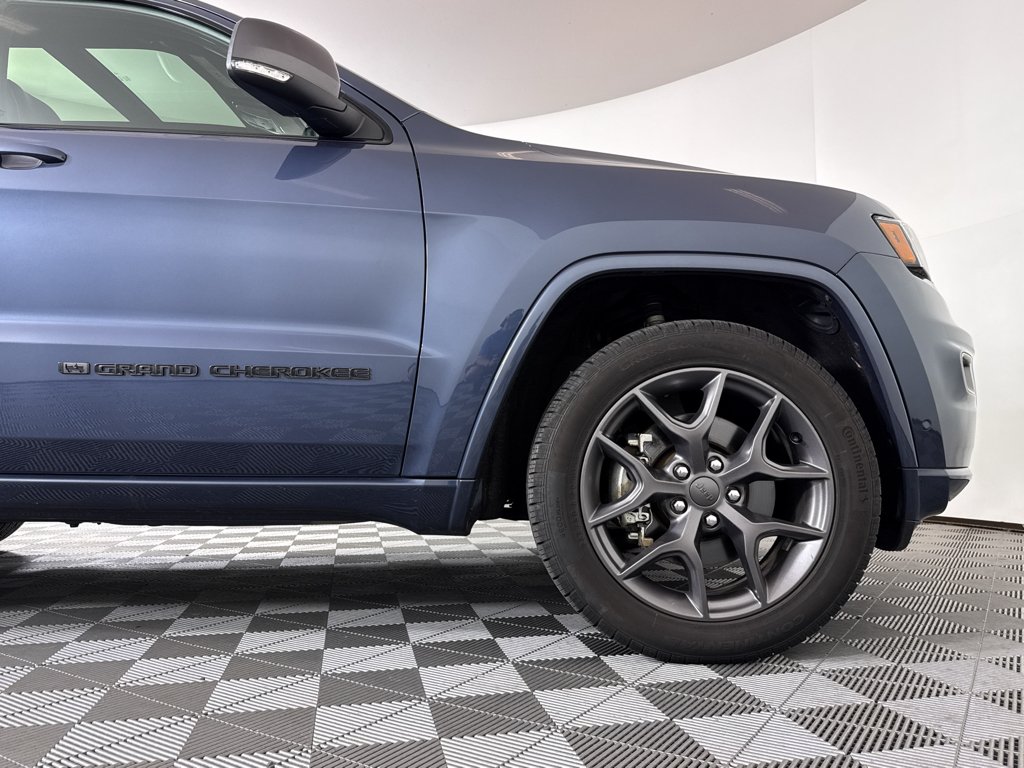 Used 2021 Slate Blue Pearlcoat Jeep 80th Anniversary image 22