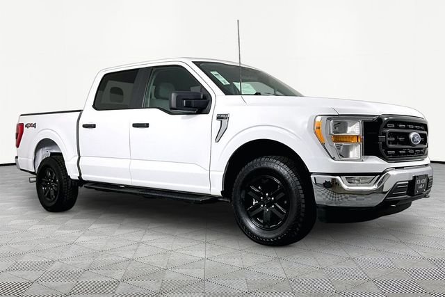 Used 2021 White Ford XLT image 3