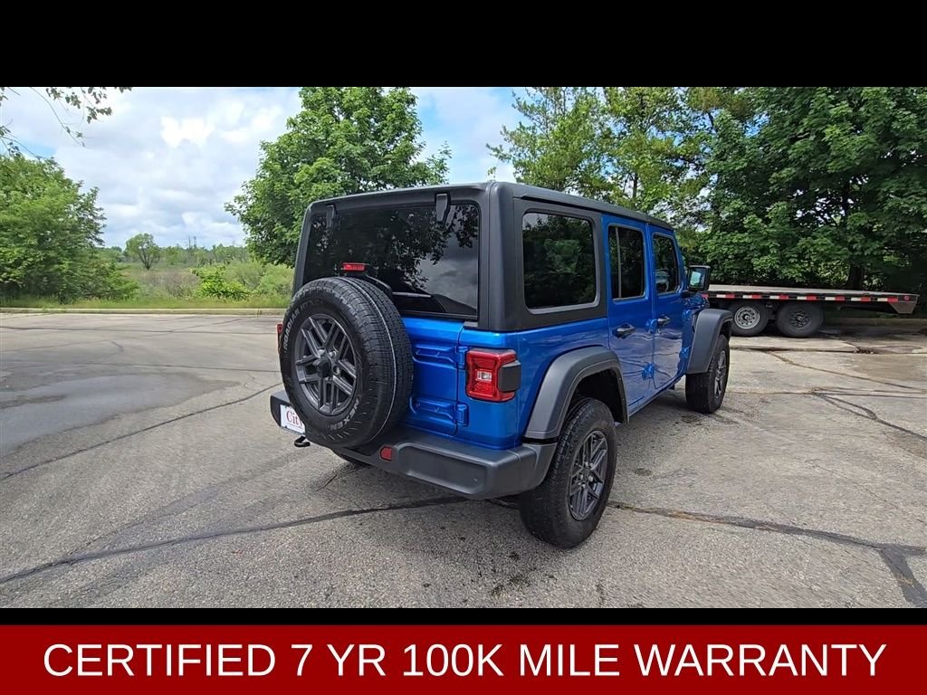 Used 2024 Blue Jeep Sport S image 7