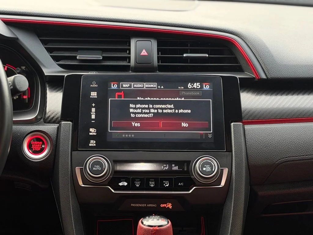 Used 2018  Honda Touring image 21