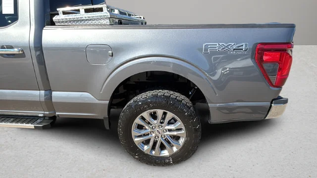 Used 2024 Gray Ford XLT image 39
