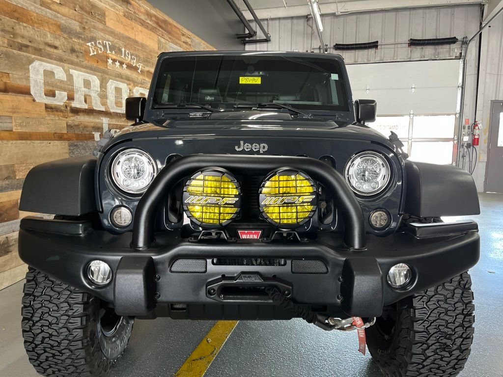 Used 2017 Rhino Clearcoat Jeep Unlimited Rubicon image 6