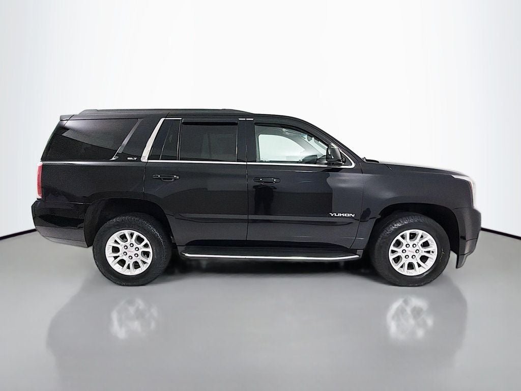 Used 2017 Onyx Black GMC 4WD 4dr SLT image 8