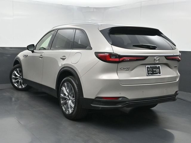 Certified Used 2026 Platinum Quartz Mazda 3.3 Turbo Preferred image 4