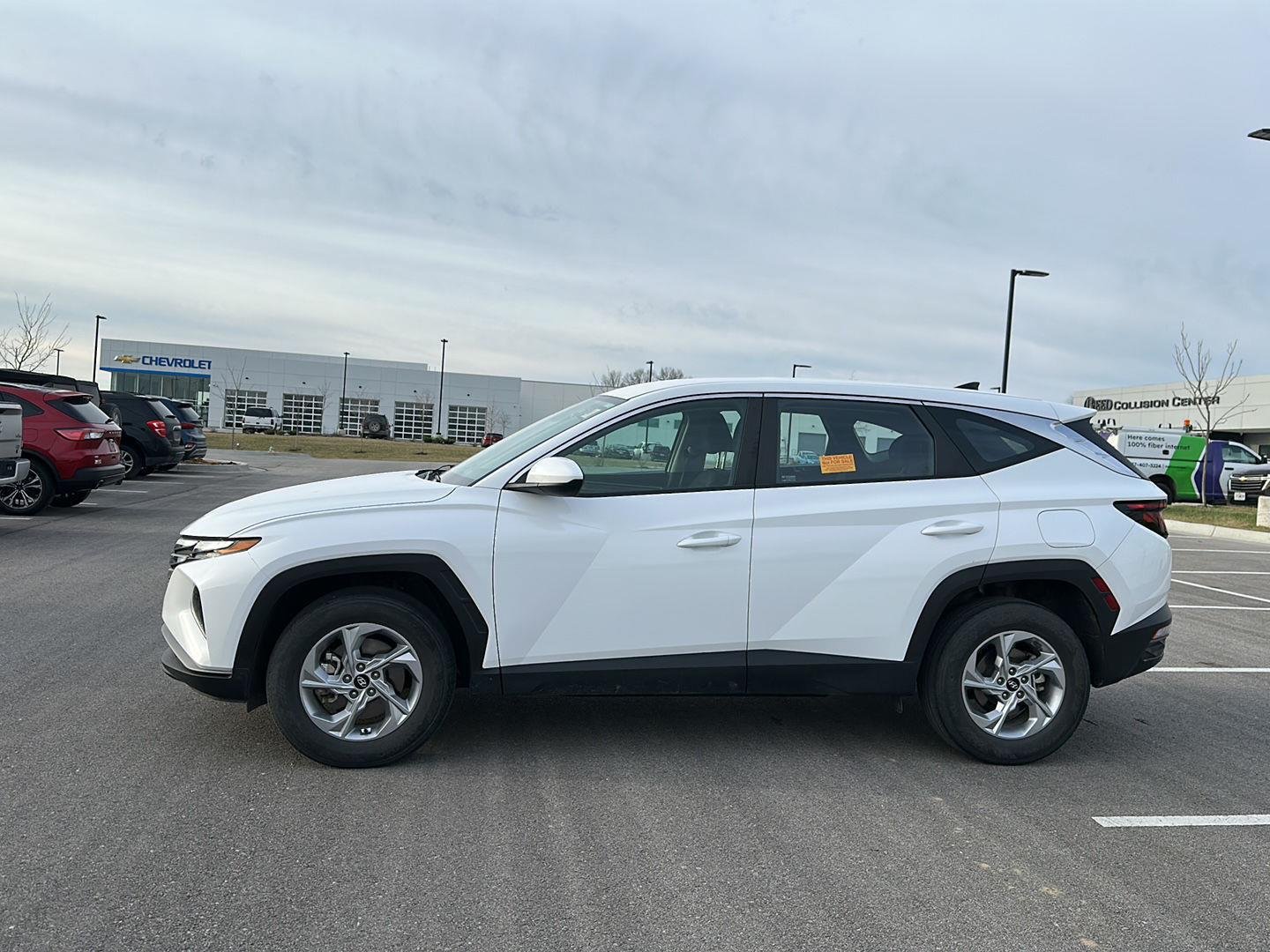 Certified 2024 Hyundai Tucson SE with VIN 5NMJACDE7RH393047 for sale in Kansas City