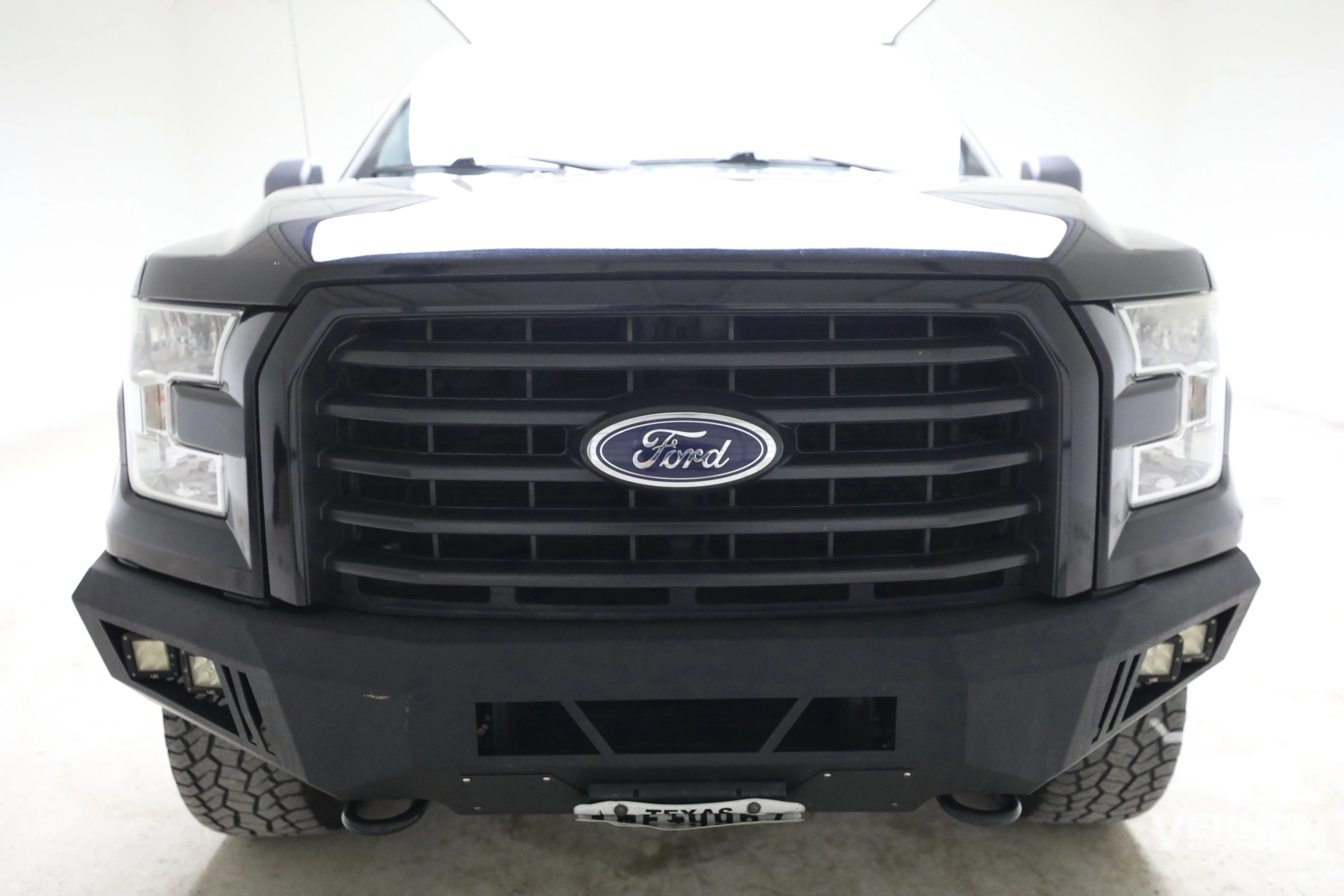 Pre-Owned 2016 Ford F-150 XLT Crew Cab 4x4 Fx4